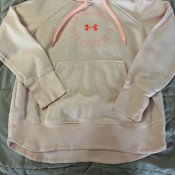Women’s XS Under Armor Hoodie. - Picture 2 of 2